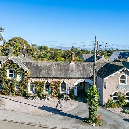 The Brantwood Hotel Пенрит Екстериор снимка