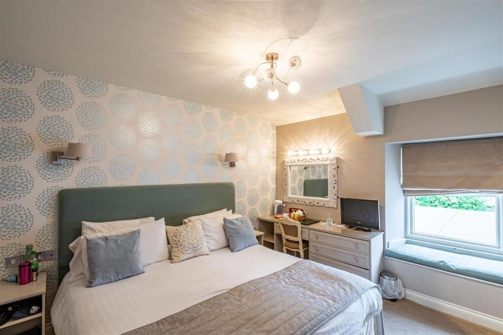 The Brantwood Hotel Пенрит Екстериор снимка